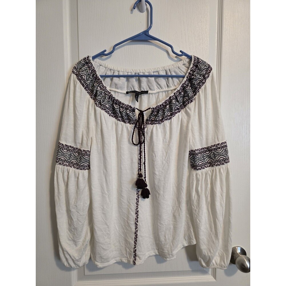 White House Black Market boho peasant blouse, embroidery neck, sleeves Sz M (242